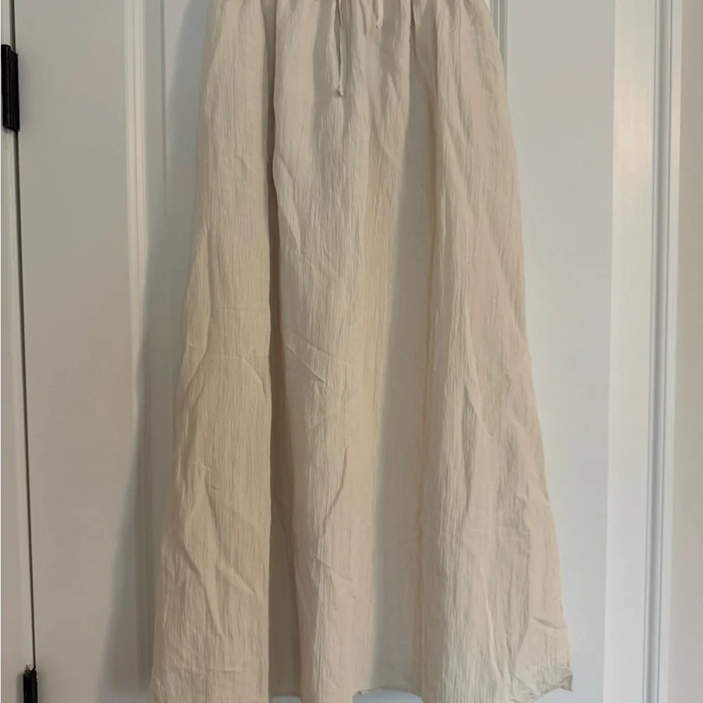 H&M Cream Maxi A-Line Skirt with Pleats - Picture 1 of 5